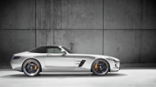  Mercedes-Benz SLS    